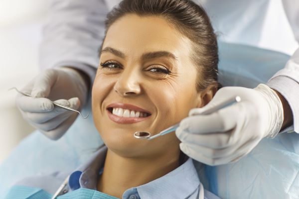 General Dentistry Tips: How To Choose The Best Toothpaste For Your Needs